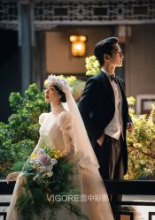 -雪中彩影婚纱摄影·微光艺术中心