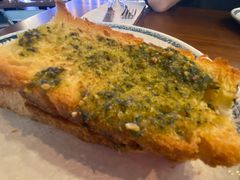 餐前蒜香法包-PIZZA BIANCA(万象城店)