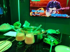 -唯爱KTV聚会餐厅(仙林东城汇店)
