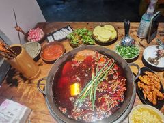 -四小区火锅·巷子里的重庆火锅(花照壁店)