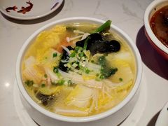-渝是乎酸菜鱼(龙旗购物中心店)