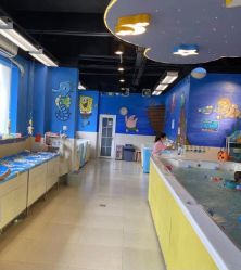 -欢乐悠游婴儿游泳(金碧花园店)