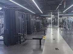 -超鹿运动(五四路恒力城店)