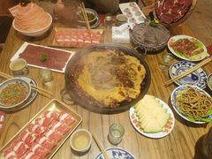 -旧街市鲜货老火锅(大光路店)