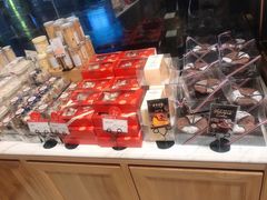 -罗森尼娜(德思勤店)