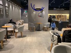 -瑞幸咖啡(新世界中心店)