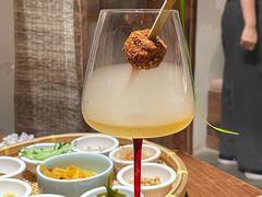 -包整·丝娃娃(一览甲秀楼风景店)