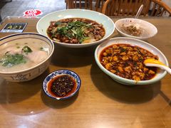 -易老妈蹄花.特色川菜(人民公园总店)