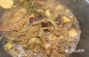 Stewed Goose in Iron Pot (Large Pot)