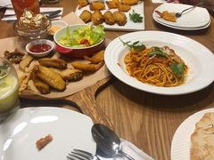 -必胜客(百联又一城店)