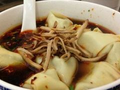 -笑来喜馄饨小笼工坊店(湖滨街店)