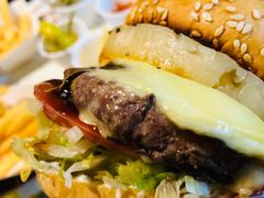 -The Habit Burger Grill 哈比特汉堡(复兴soho店)