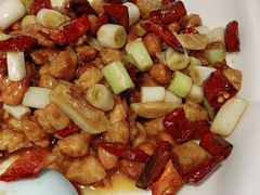 -有红鸡毛店·川菜(建设路店)