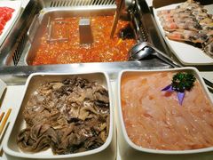 -海底捞火锅鲜切牛肉主题店(长寿路店)