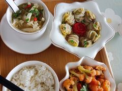-爱的果实月嫂育婴师(世纪东方店)