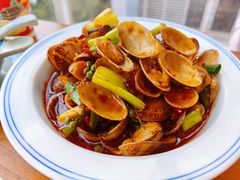 -包整·丝娃娃(一览甲秀楼风景店)