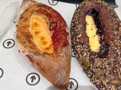 -HOT CRUSH趁热集合·现烤面包(上海环球港店)