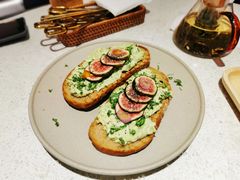 无花果手撕鸡肉tapas-Toris(LuOne凯德晶萃广场店)