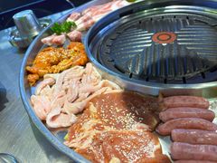 -哈哈碳都·牛肋条无限自助烤肉(台江万达店)