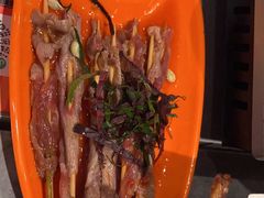 -威记烧嘢·南宁烧烤·超级生牛(绿地店)