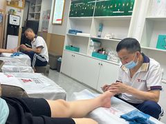 -郑远元专业修脚房(番禺路店)