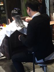 -侨治发型