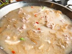 -老来福·非遗酸汤兔(凯旋路店)