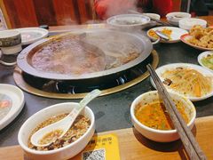 -沸炉重庆老火锅(军事博物馆店)