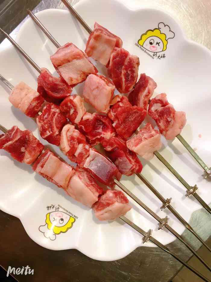 刘大妈烧烤-"简介:刘大妈烧烤吧最大的特色就是diy自.