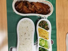 -新白鹿餐厅(百联中环店)