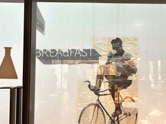 -银座仁志川·生吐司专门店(香港广场店)