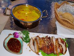 -暹罗酒肆泰餐厅酒吧