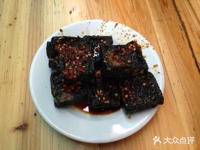 五娭毑臭豆腐(黄兴南路店)臭豆腐图片