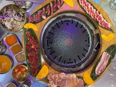 烤肉呼啦圈-玄希浪漫厨房·韩料烤肉(湖滨银泰in77店)