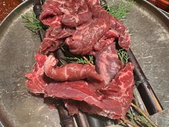 -草家酱蟹炭火烤肉店(珲春南路一店)