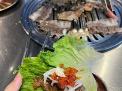 -哈哈碳都·牛肋条无限自助烤肉(台江万达店)