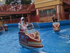 -七彩云南欢乐世界