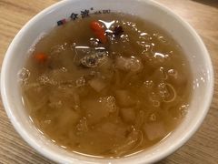 -拿渡·水煮鱼麻辣香锅(王府井奥莱·香江小镇店)