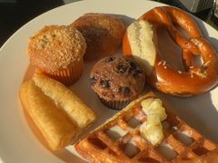 -上海漕河泾万丽酒店