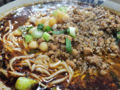 -丁丁猫重庆小面(徐州路店)