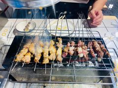 -喜悦小串丹东小黄牛海鲜烧烤大排档(民主广场店)