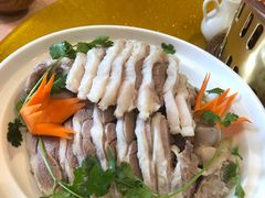 草原手把肉-德乐海蒙餐