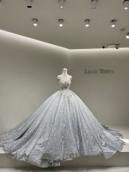 -Renee芮亦婚纱(原丽莎)