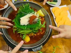 -喇喇排骨火锅·传统韩式脊骨汤(望京西园总店)