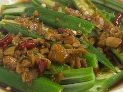 -堂瓦里·33年传统赣菜(第一街区店)