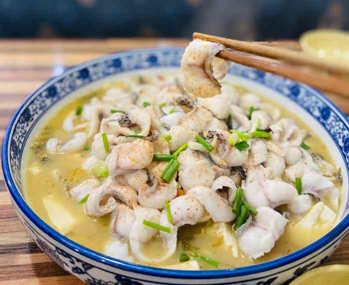 阿能面馆(河东路店)-"超爱超爱他家的黑鱼面的,黑鱼片去刺,很鲜.