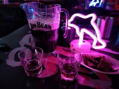 -UP嘻哈酒吧(粉巢店)