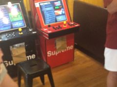 -伯爵·沉浸式超级密室·直营店