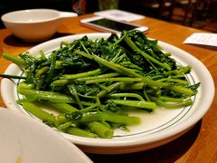 -云海肴·汽锅鸡·云南菜(天山百盛优客店)