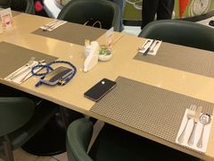 -亮马河饭店翠雅咖啡厅